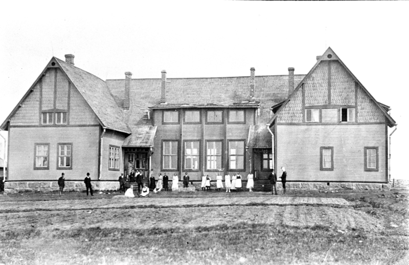 Tiedosto:Saaroinen-kkoulu-1930-Museovirasto.png