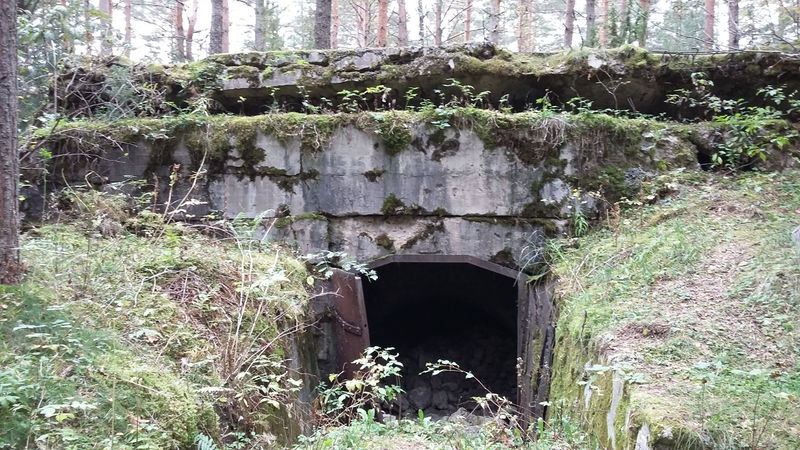 Tiedosto:Bunkkeri-2-20160916.jpg